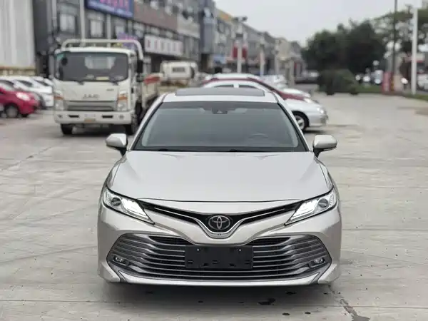 Toyota Camry 2018
