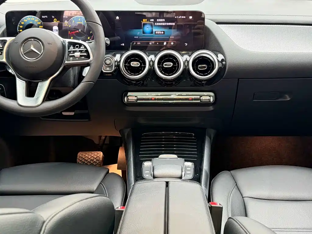 Mercedes-Benz GLA 2023 — фото 25