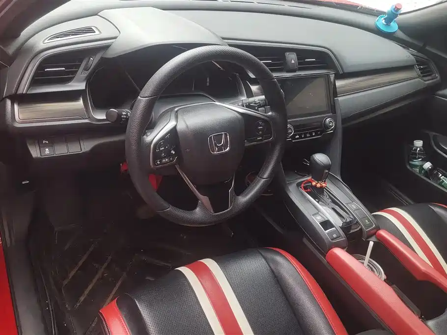 Honda Civic 2022 — фото 12