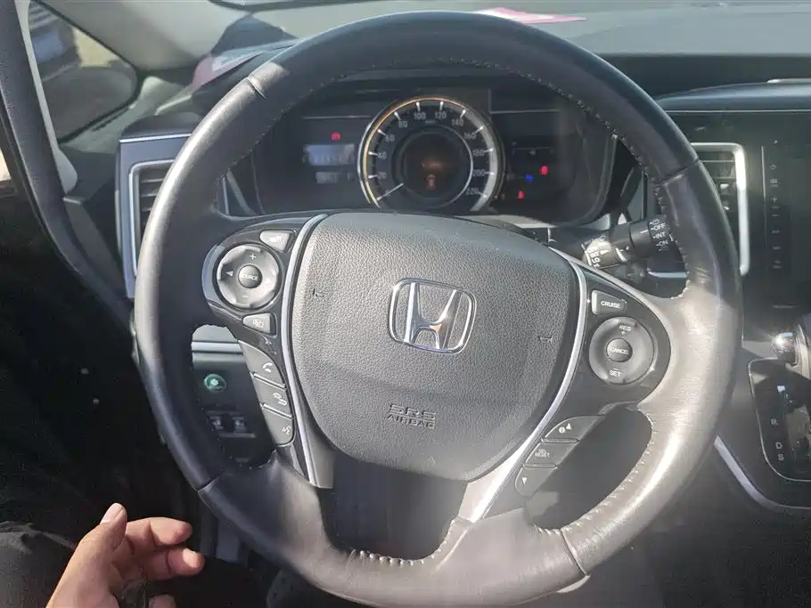 Honda Elysion 2019 — фото 15