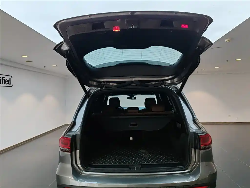 Mercedes-Benz GLB 2023 — фото 15