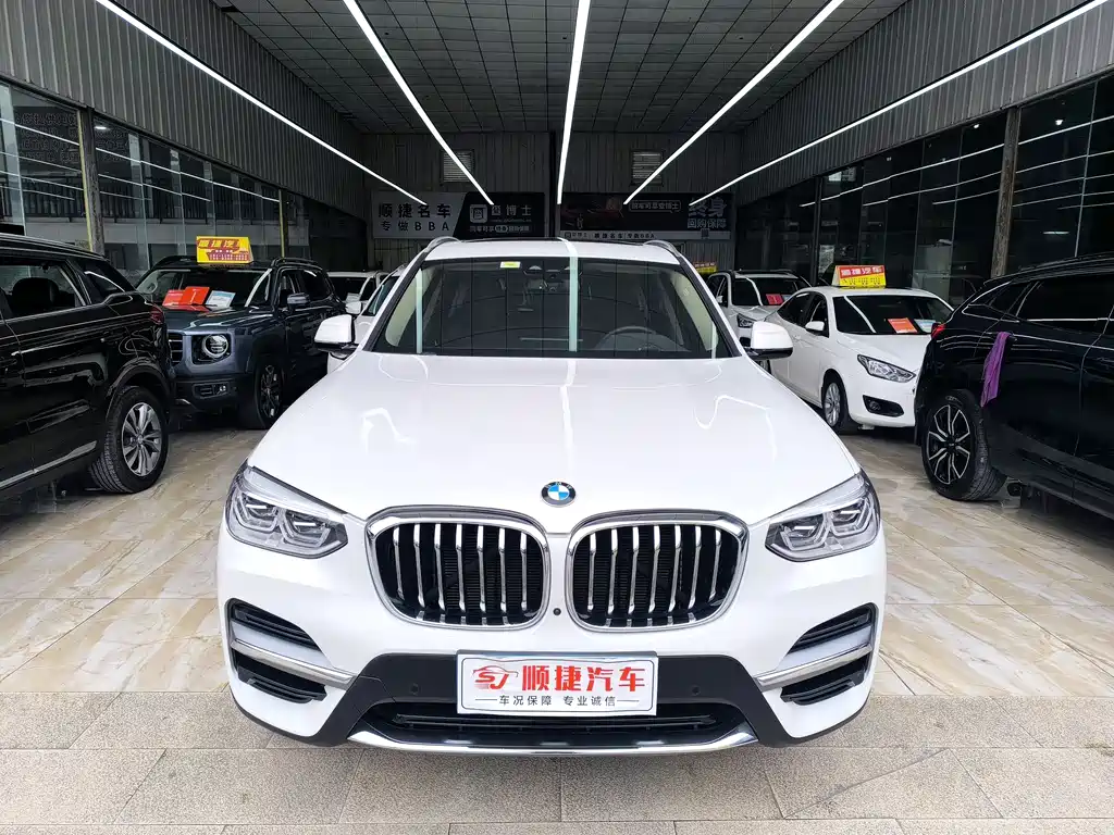 BMW X3 2021 — фото 2