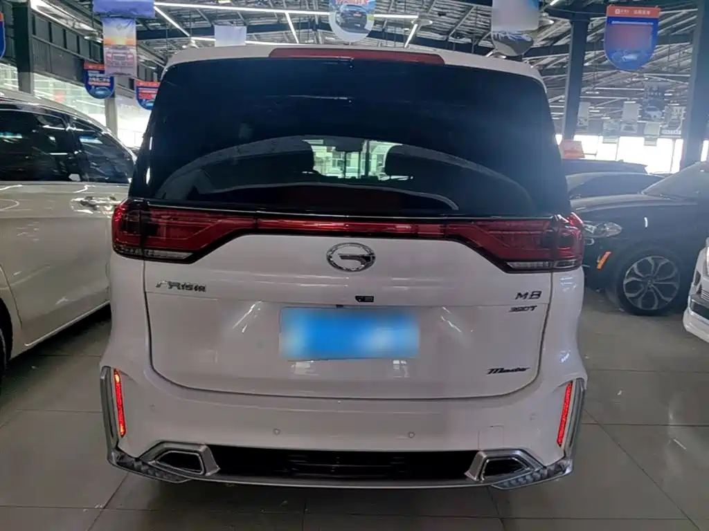 GAC Motor Trumpchi M8 2022 — фото 6