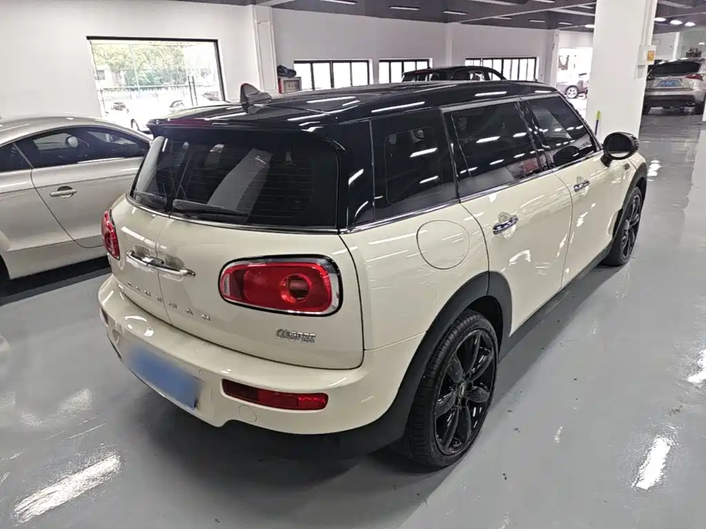 MINI Clubman 2019 — фото 7