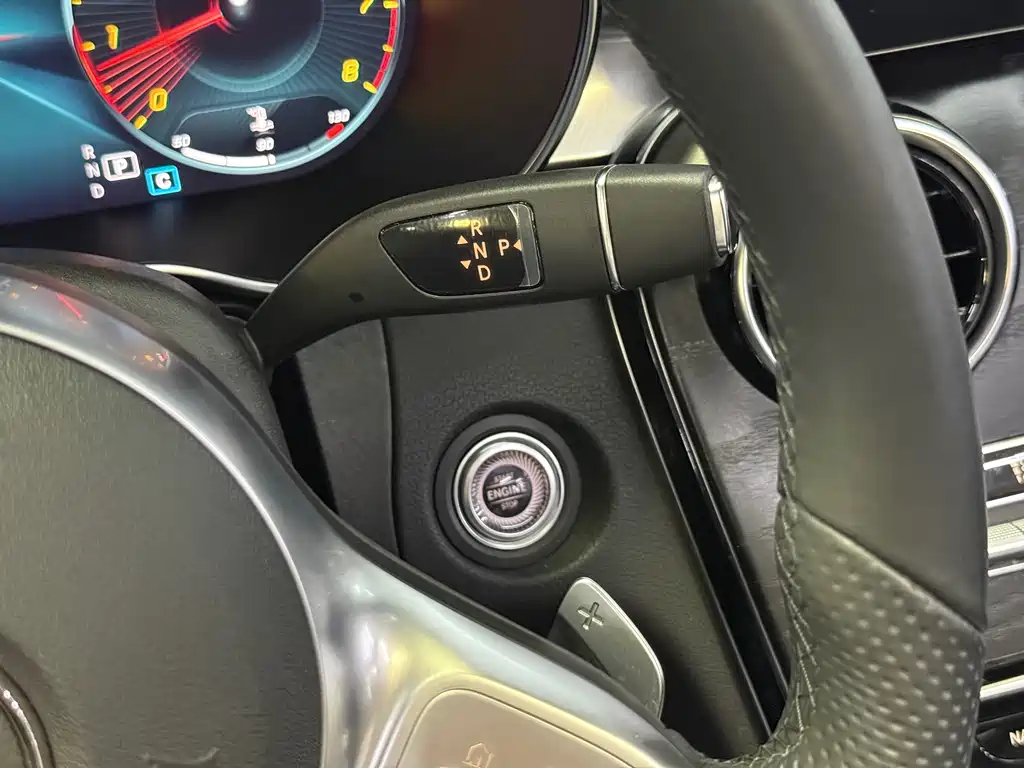 Mercedes-Benz C-Class 2019 — фото 15