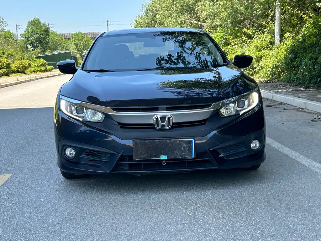 Honda Civic 2017 — фото 10