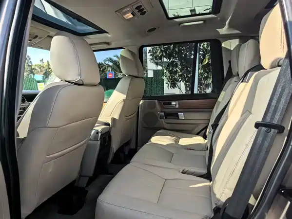 Land Rover Discovery 2016