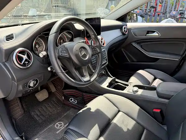 Mercedes-Benz GLA 2017
