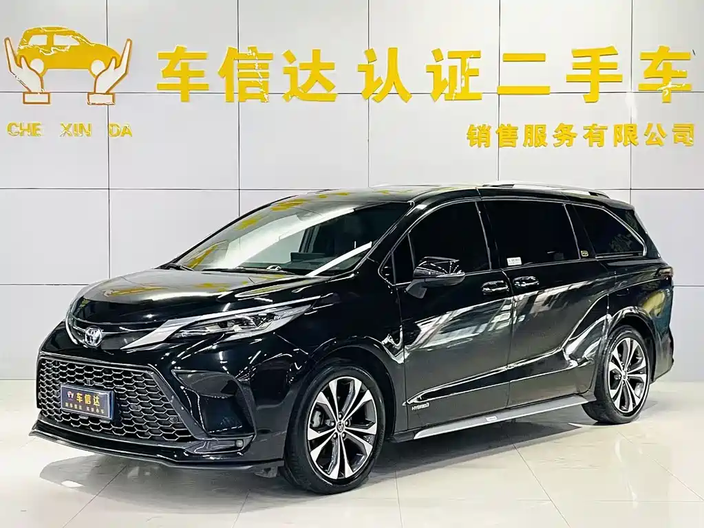 Toyota Granvia 2023 — фото 1