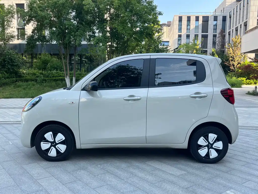 Wuling MINIEV 2025