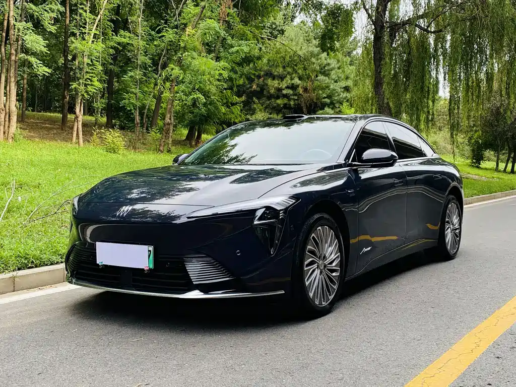 Buick Zhijing L7 2025 — фото 1