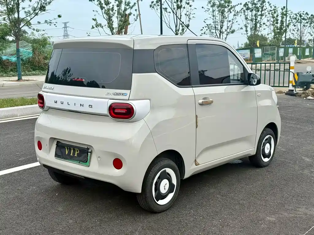 Wuling Hongguang MINIEV 2024