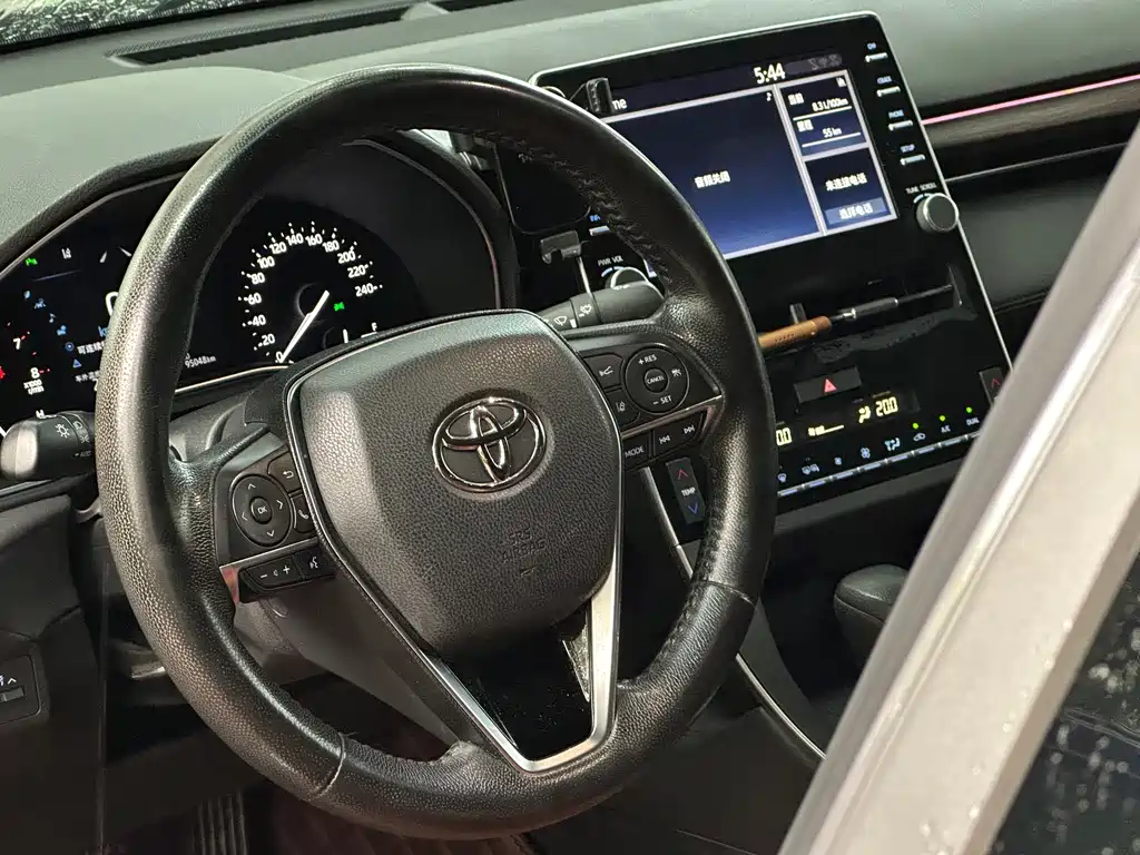 Toyota Avalon 2020