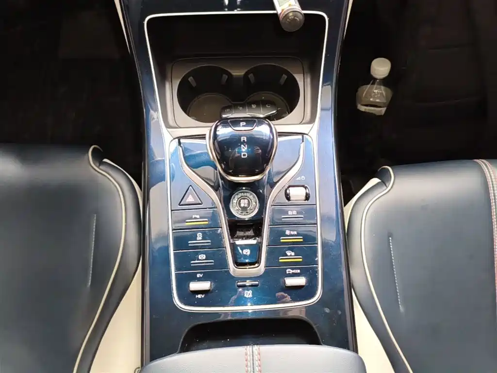 BYD Qin PLUS 2022 — фото 14
