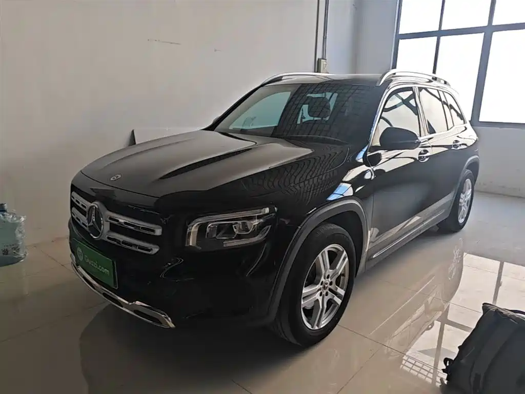 Mercedes-Benz GLB 2021 — фото 1