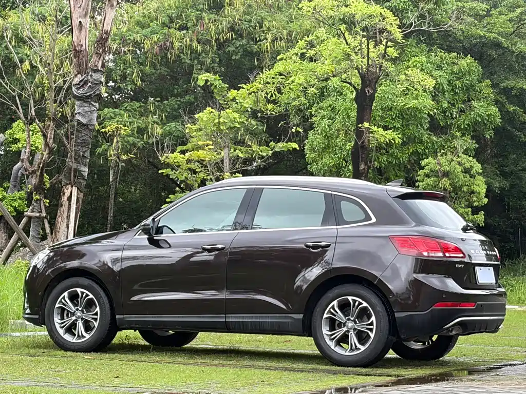 Borgward BX7 2019 — фото 11