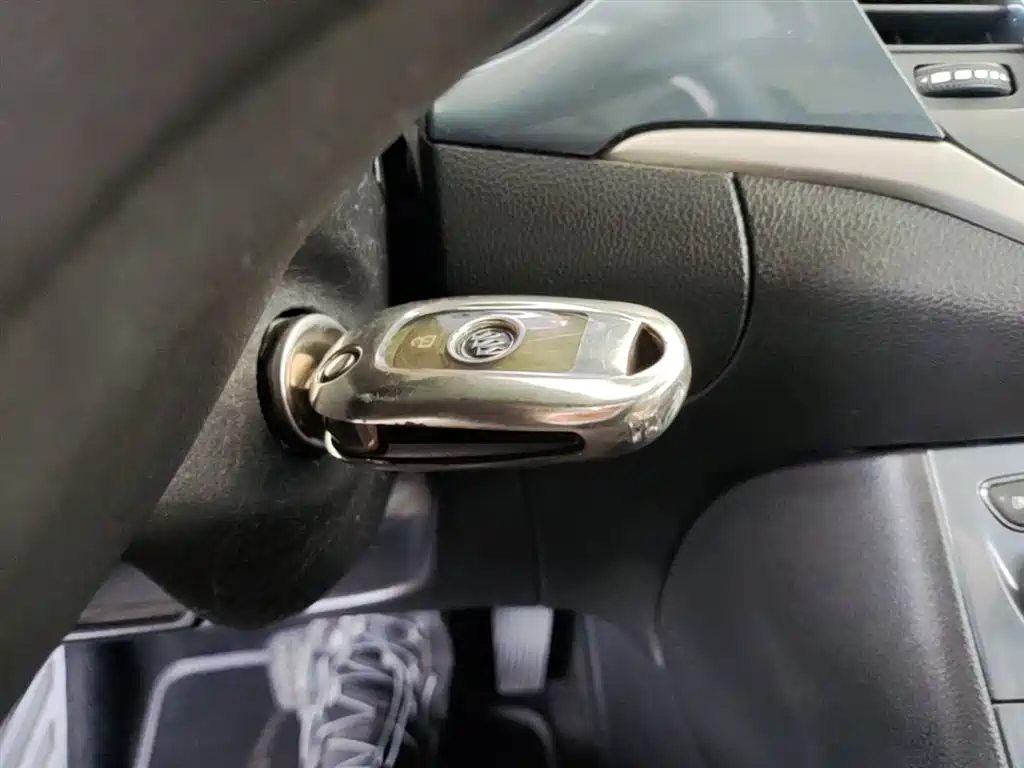 Buick Verano 2016 — фото 9