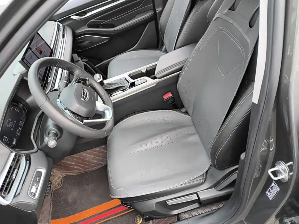 Geely Emgrand 2024 — фото 15