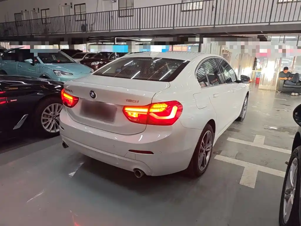 BMW 1 Series 2020