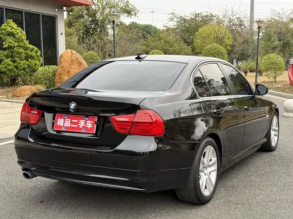 BMW 3 Series 2011