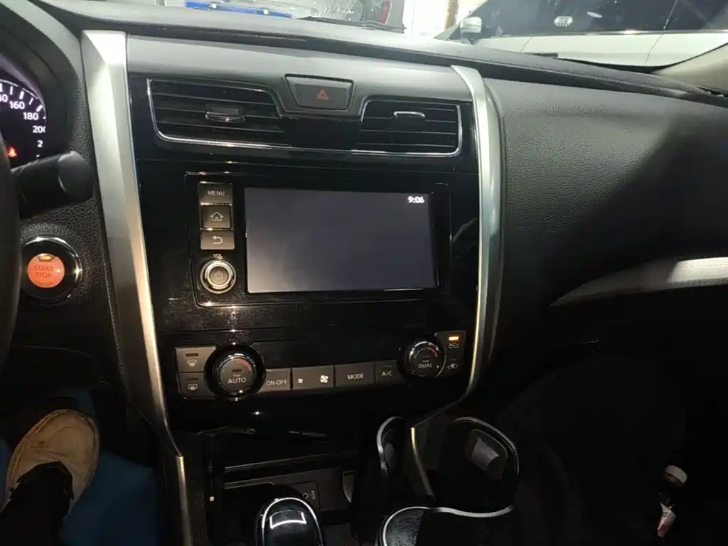 Nissan Teana 2018 — фото 13