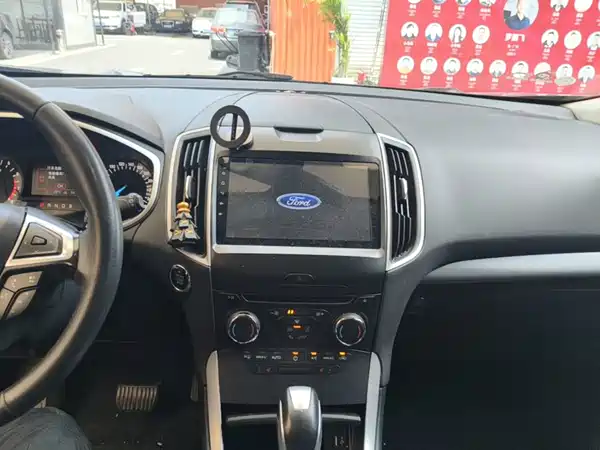Ford Edge 2017