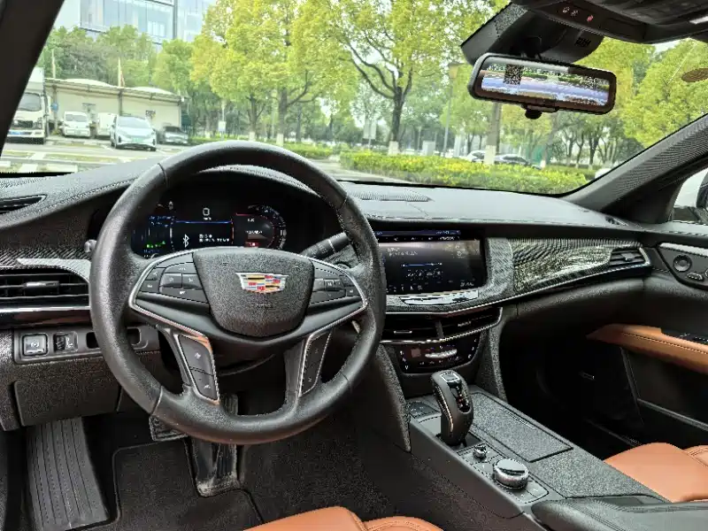 Cadillac CT6 2018 — фото 7