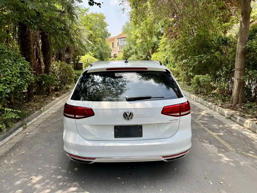 Volkswagen Viloran 2019 — фото 12