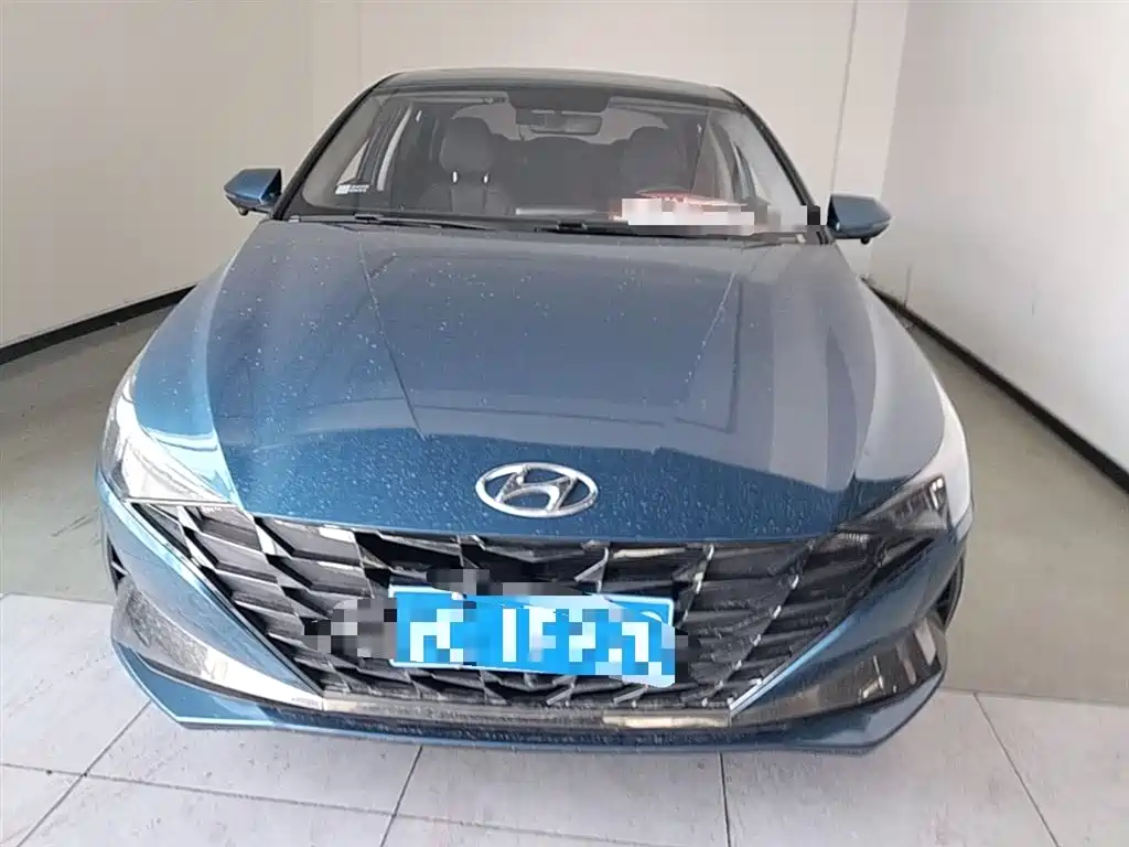 Hyundai Elantra 2022 — фото 3