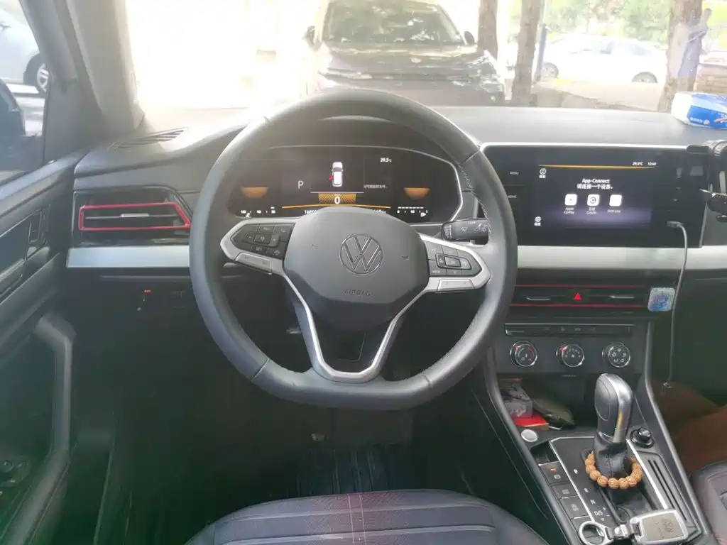 Volkswagen Lavida 2025