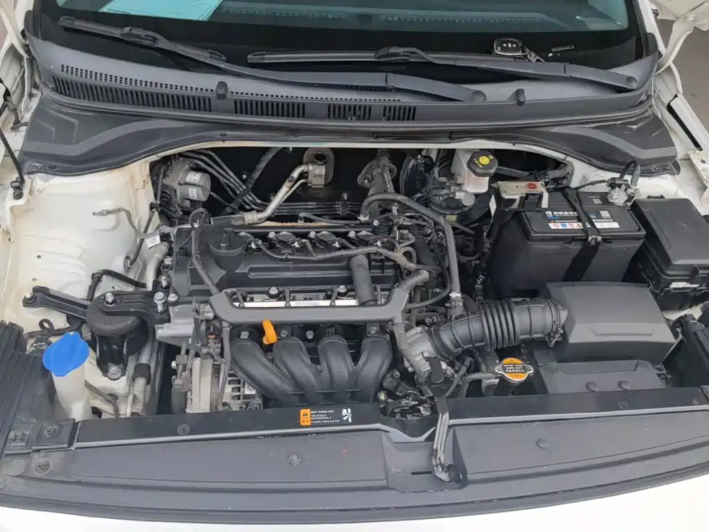 Hyundai Verna 2017 — фото 20
