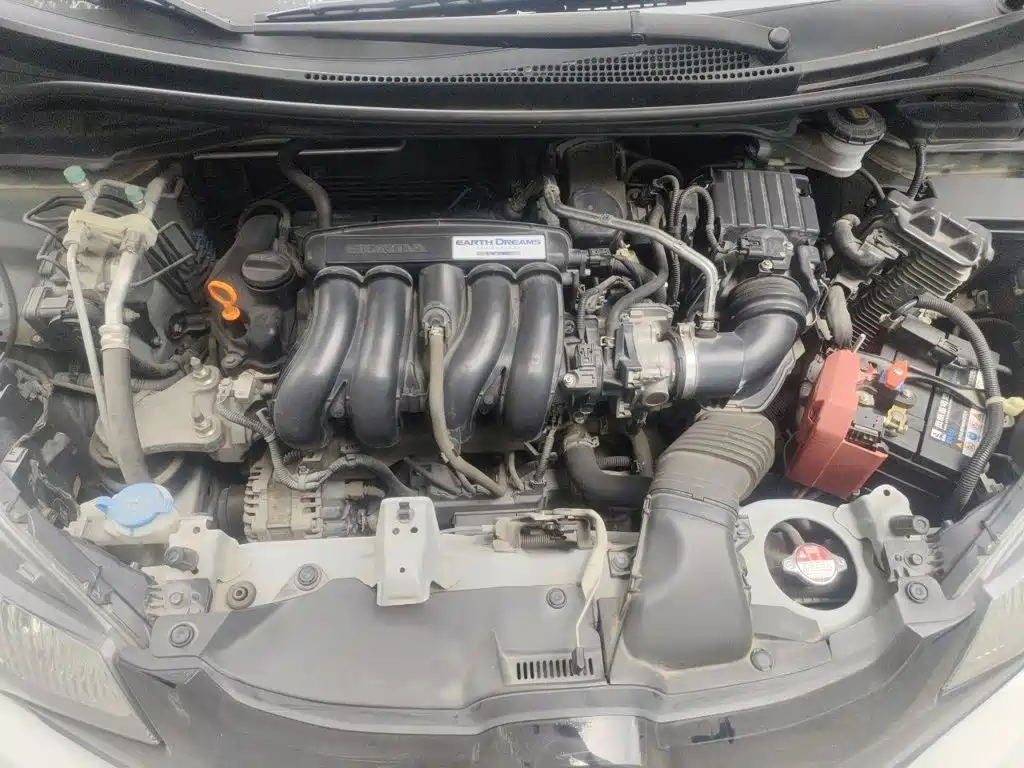 Honda Fit 2015 — фото 17