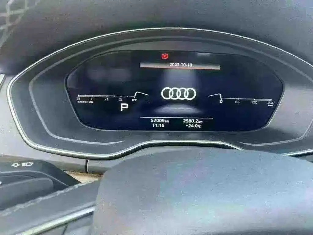 Audi Q5L 2021 — фото 12