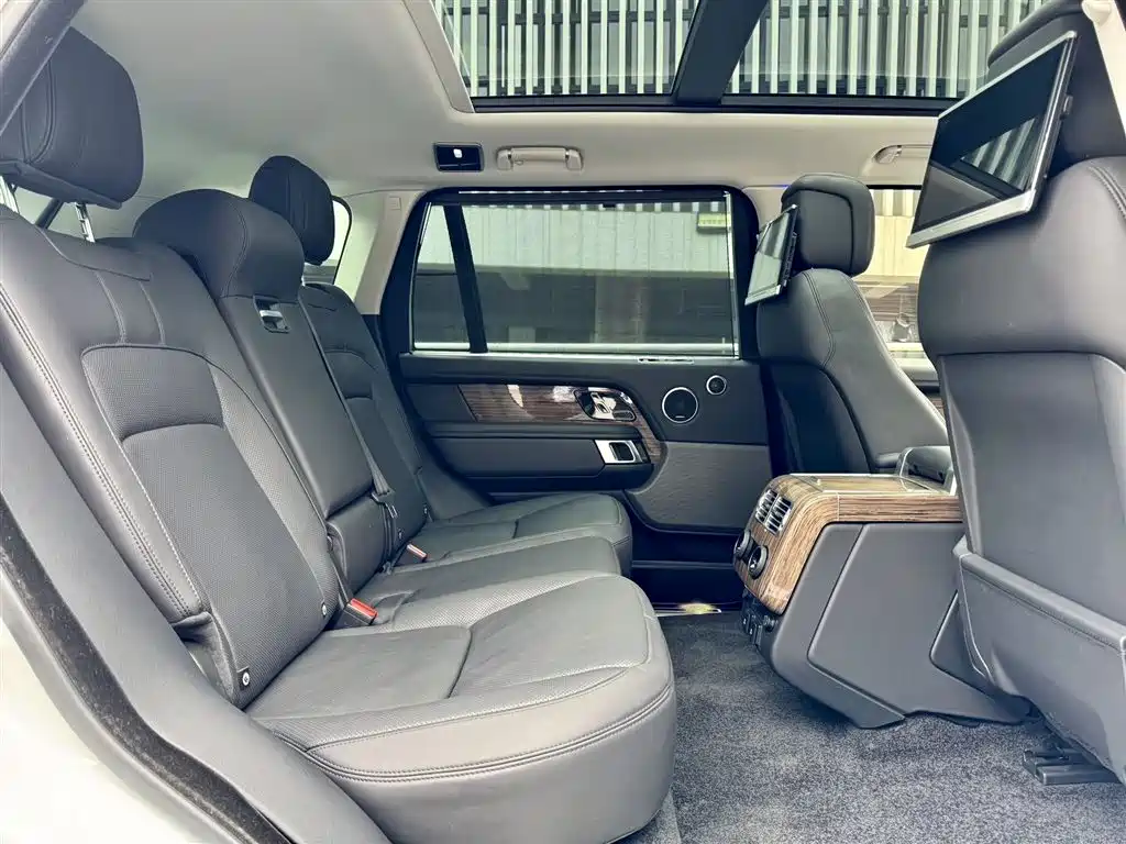 Land Rover Range Rover 2019 — фото 6