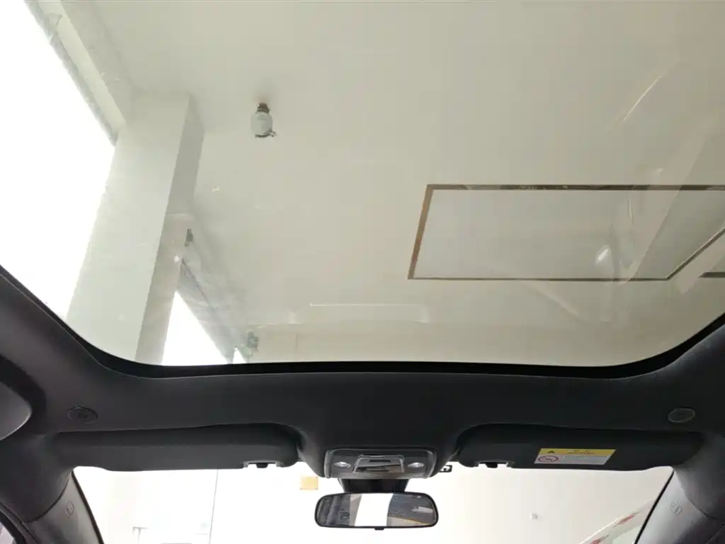 BYD Dolphin 2023 — фото 18