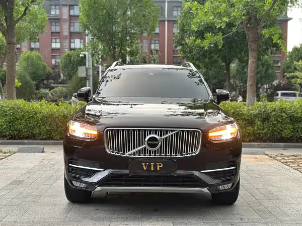 Volvo XC90 2017