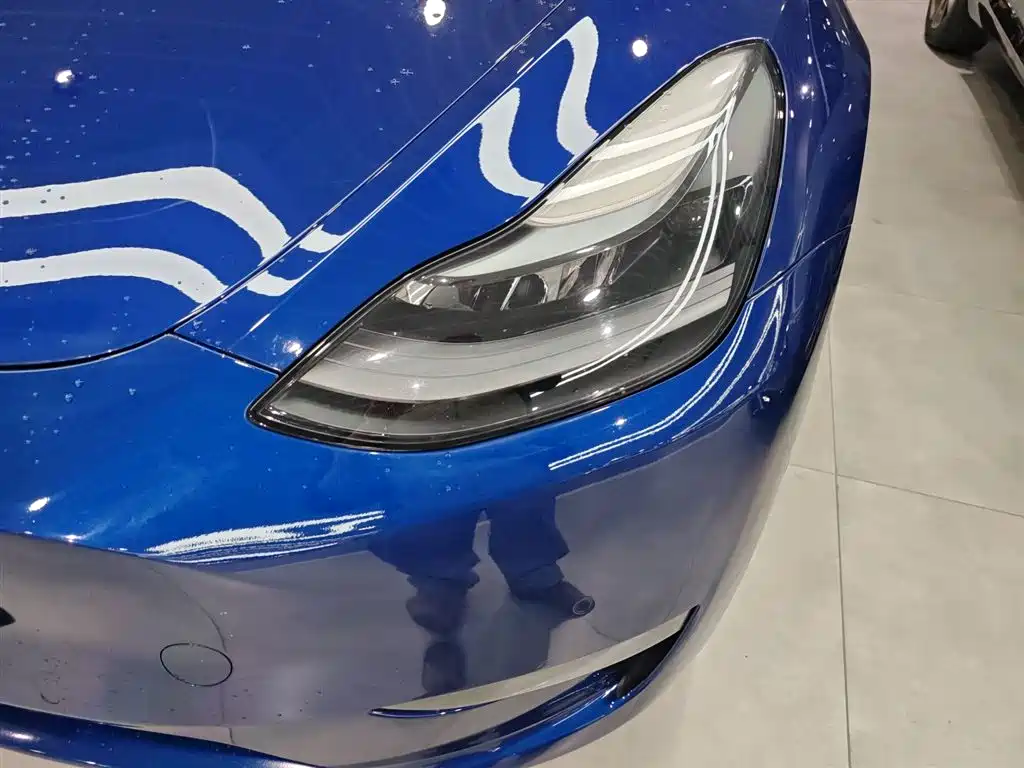Tesla Model Y 2021 — фото 18