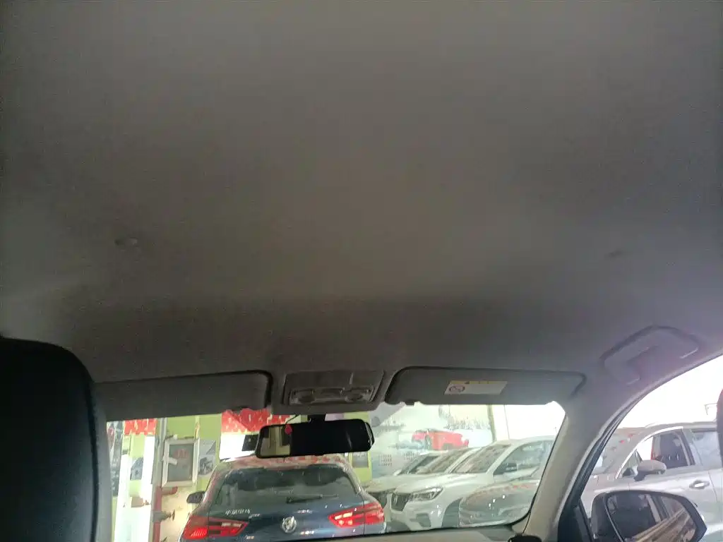 Toyota RAV4 2015 — фото 17