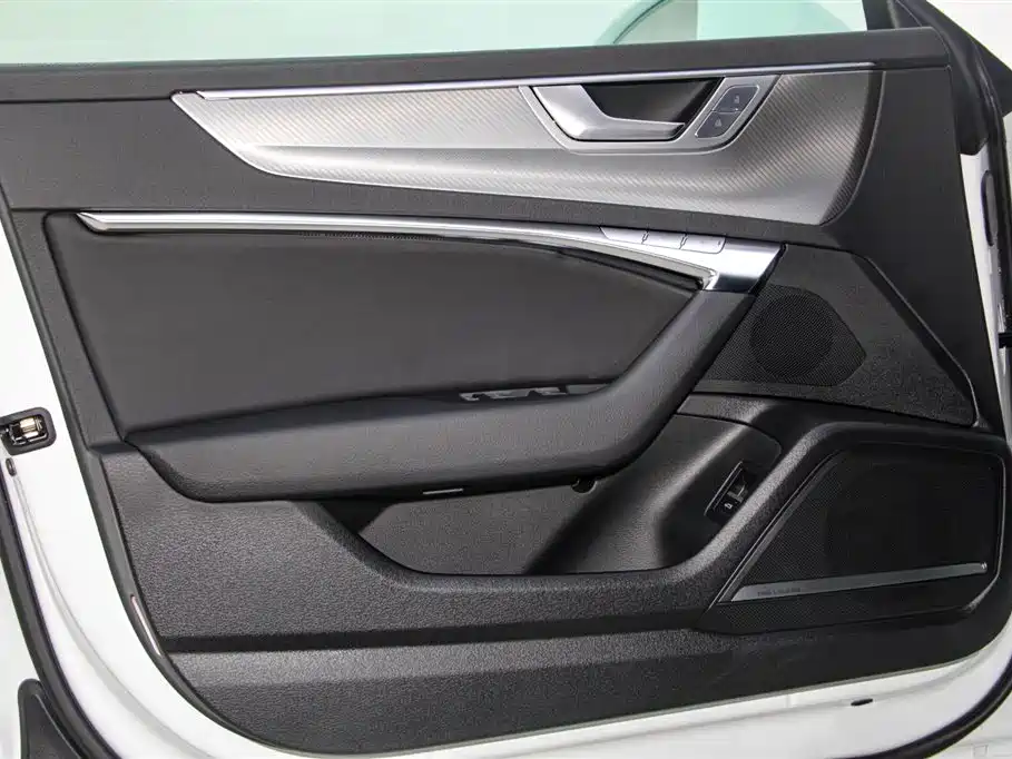 Audi A7 2025 — фото 20