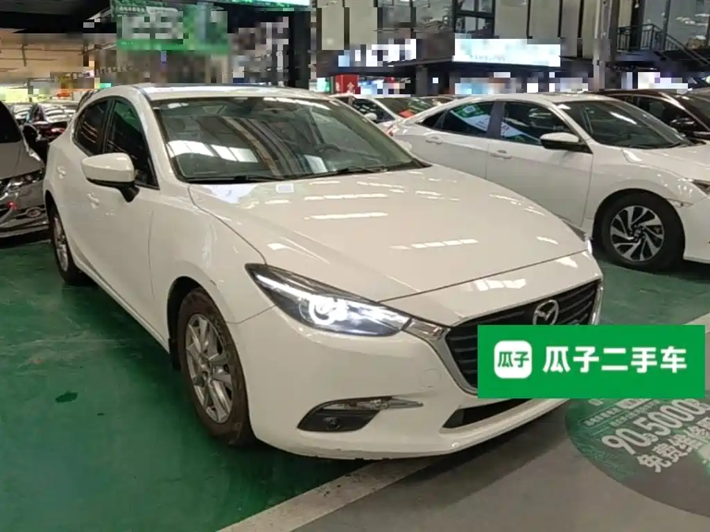 Mazda 3 Axela 2018 — фото 4