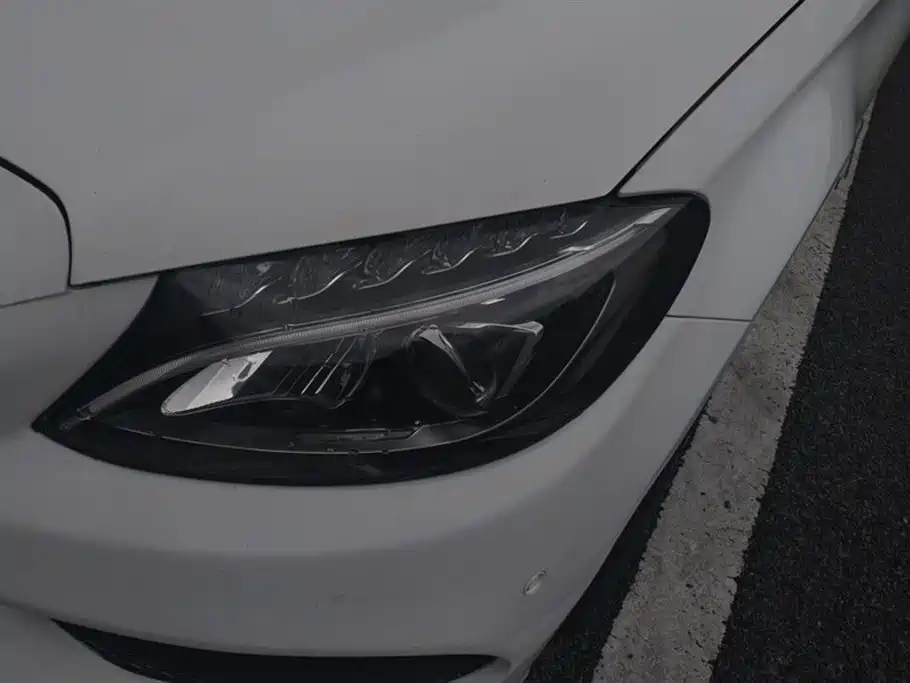 Mercedes-Benz C-Class 2018