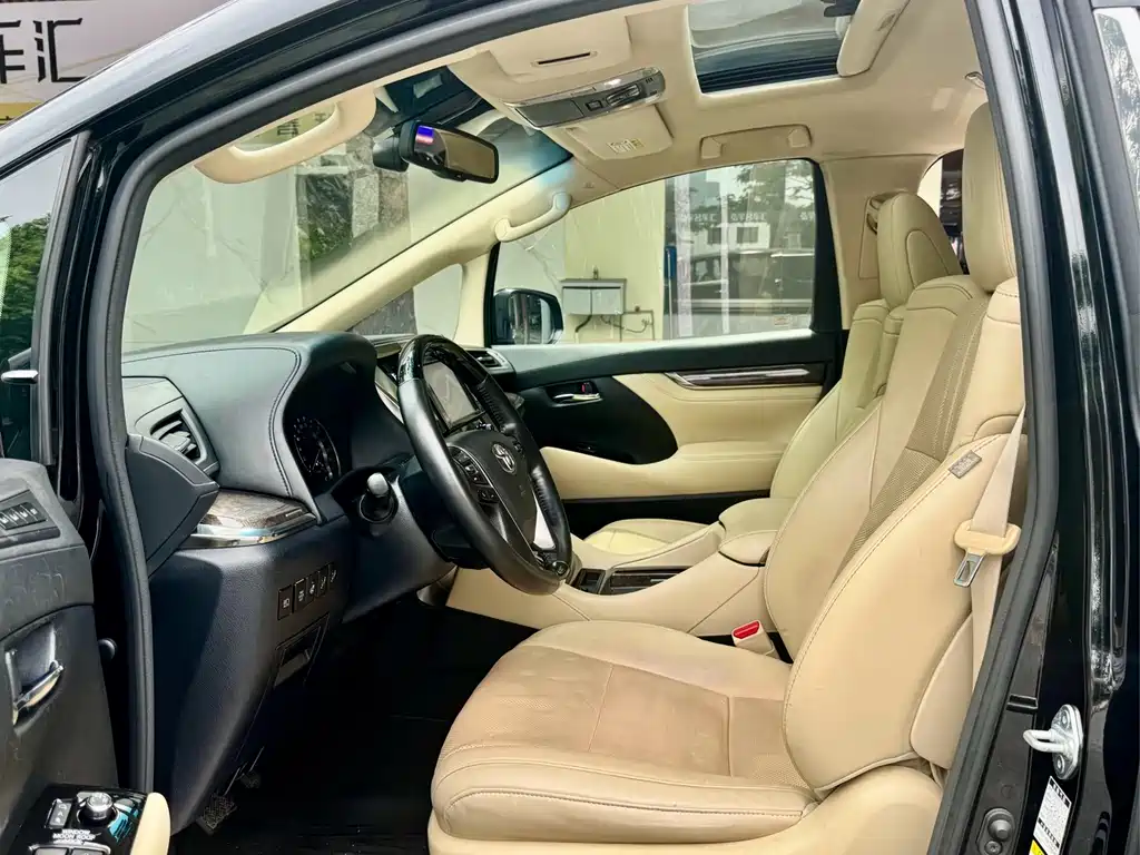 Toyota Alphard 2019
