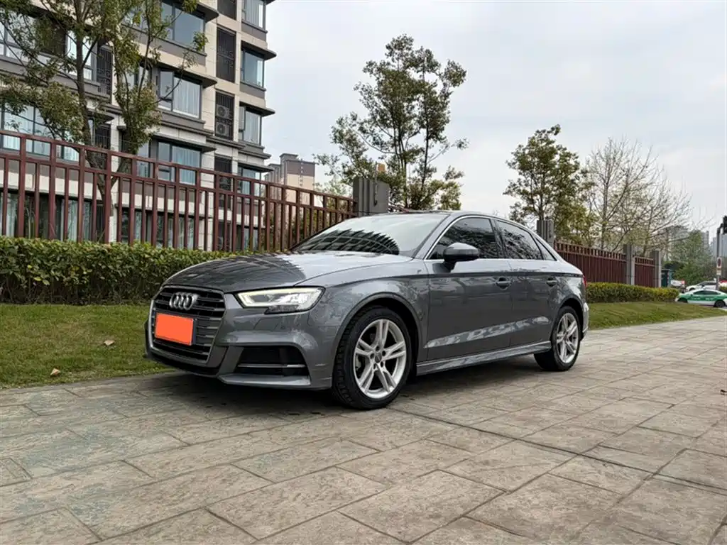 Audi A3 2020 — фото 2