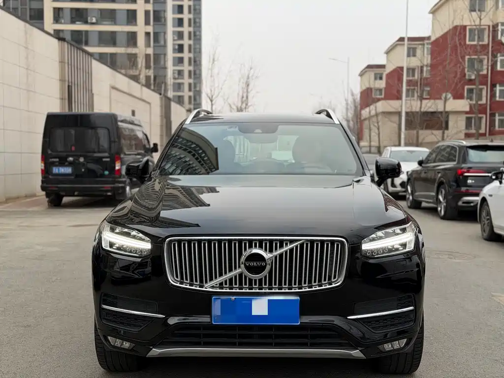 Volvo XC90 2017 — фото 2