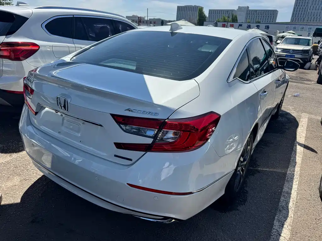 Honda Accord 2020 — фото 14