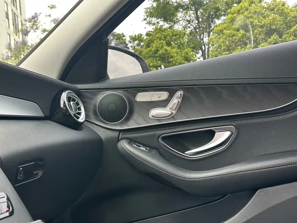 Mercedes-Benz C-Class 2020 — фото 9