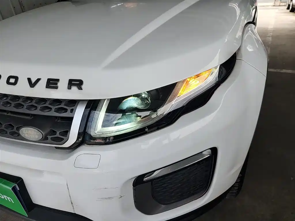 Land Rover Evoque 2017 — фото 24