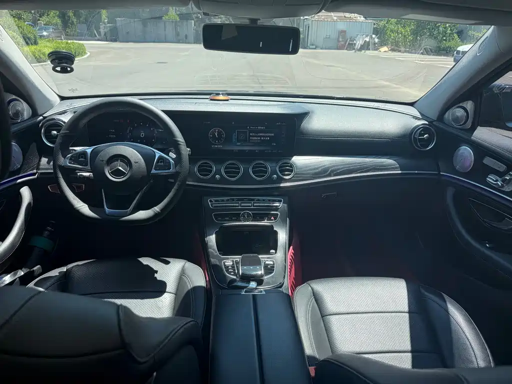 Mercedes-Benz E-Class 2018 — фото 8