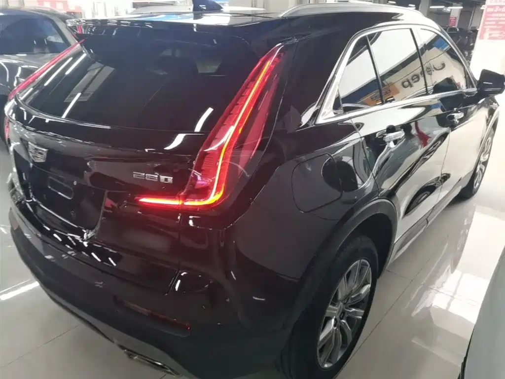 Cadillac XT4 2020 — фото 8