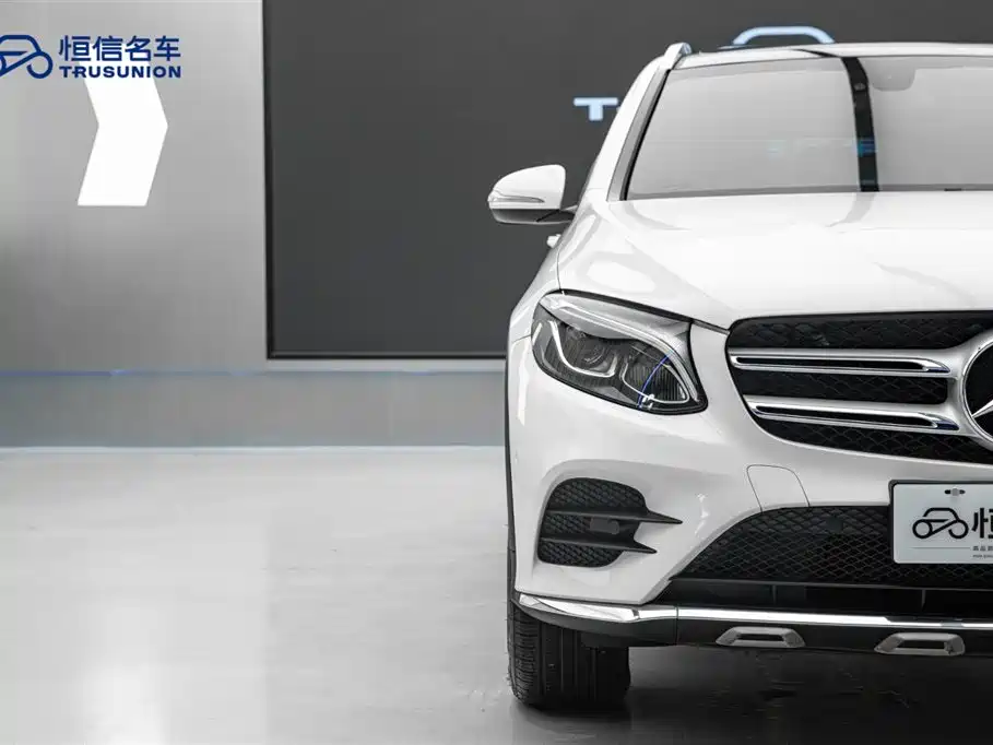 Mercedes-Benz GLC 2019 — фото 8